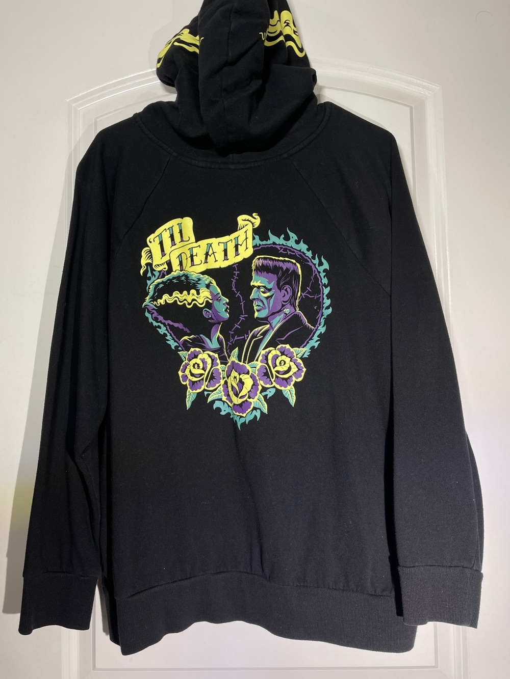 Black 'Til Death' Graphic Crewneck Sweater - Unbranded